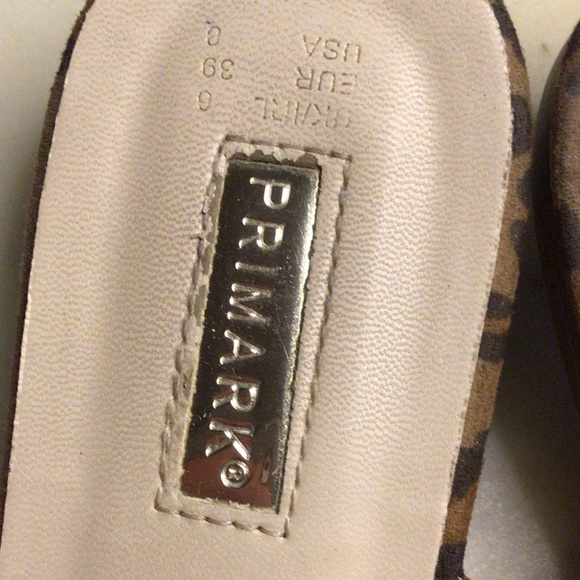 PRIMARK CHEETAH DESIGN FLATS - Picture 3 of 4
